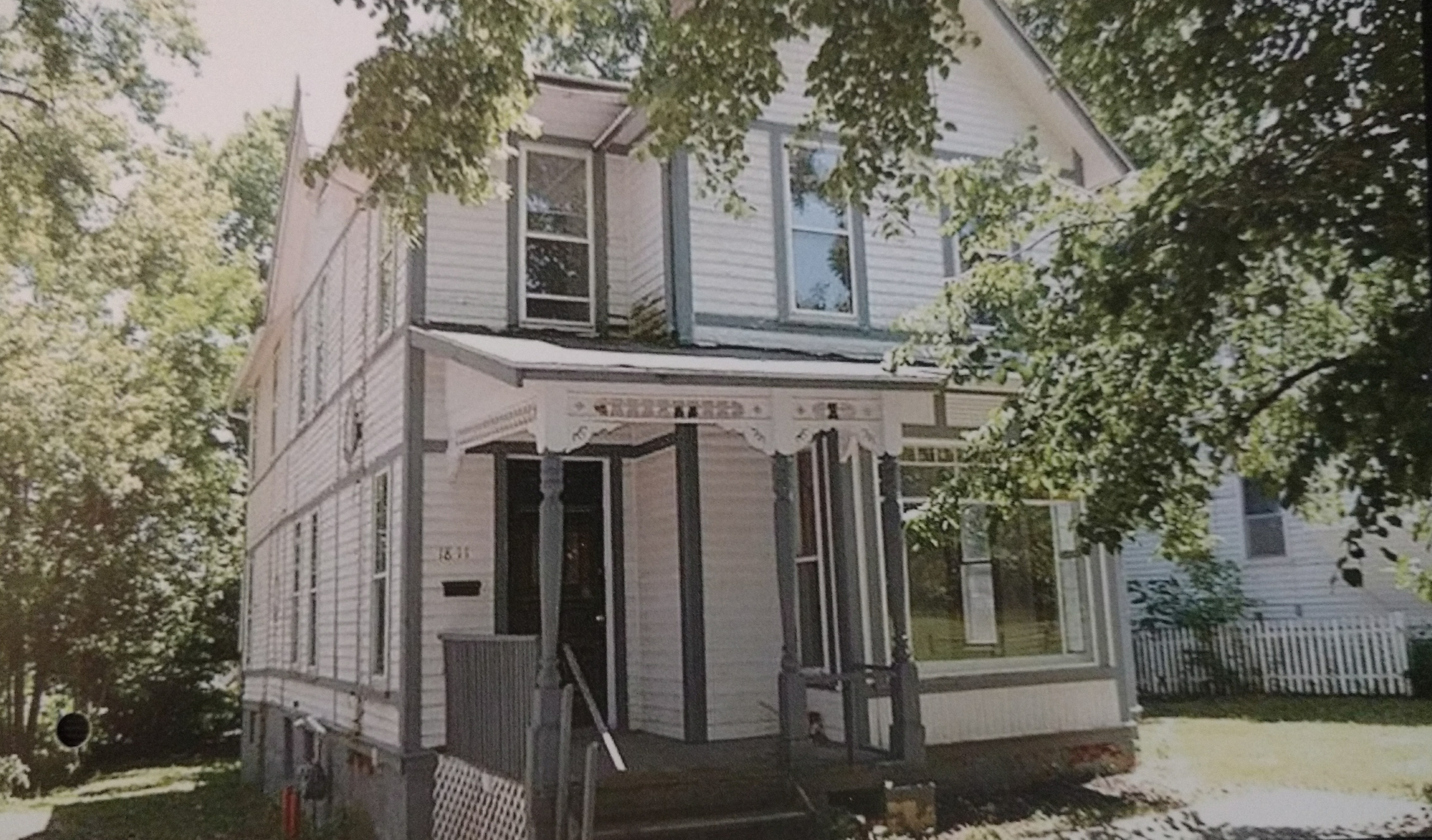 Mrs. Huegle's School - 1811 Oakland